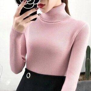MAUVE PINK LIGHTWEIGHT FINELY RIBBED ONE SIZE FITS MOST TURTLENECK SWEATER
